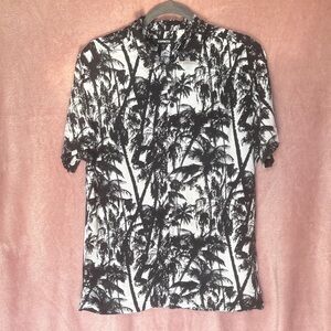 Express Palm Print, Black and White Men's Shirt, size Medium